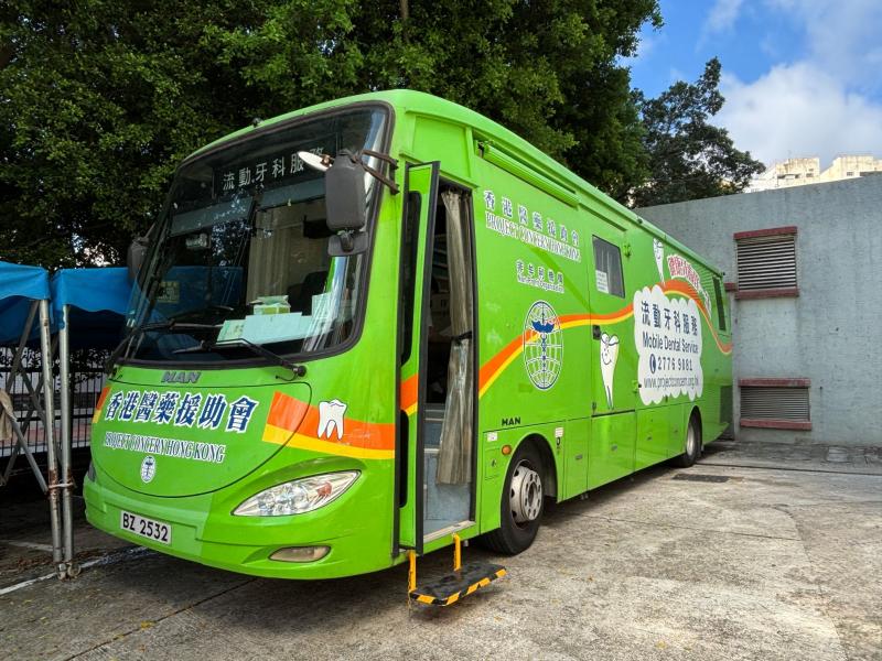 到校中學生護齒活動