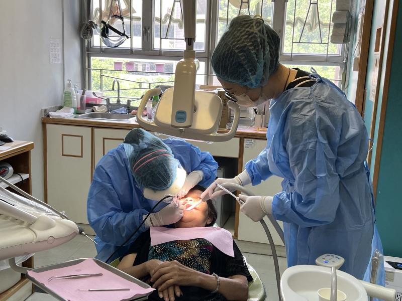 Jockey Club Mobile Dental Services - Smiley Action in Community (Tsz Wan Shan)