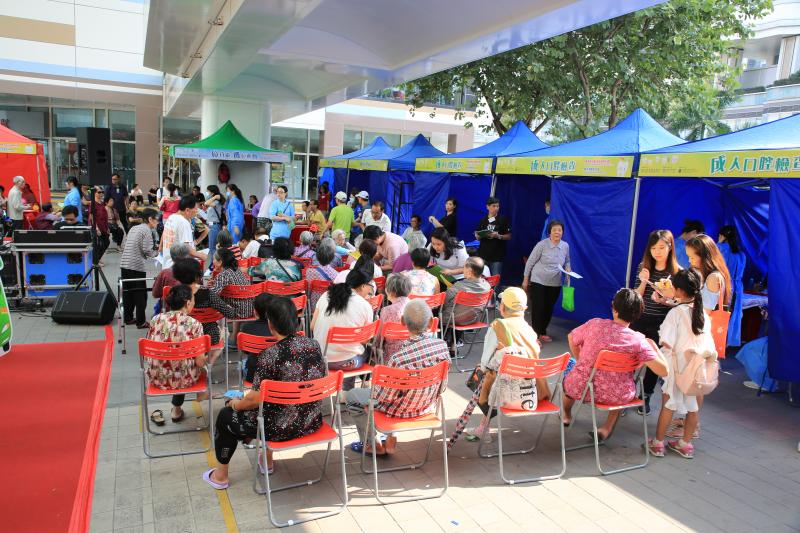 Jockey Club Mobile Dental Services - Smiley Action in Community (Fu Cheong Estate)